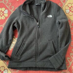 The North Face Kids' Black Fleece Jacket